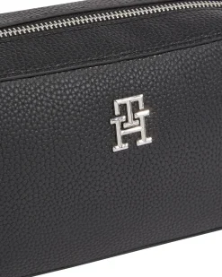 Tommy Hilfiger TH Emblem kameralaukku