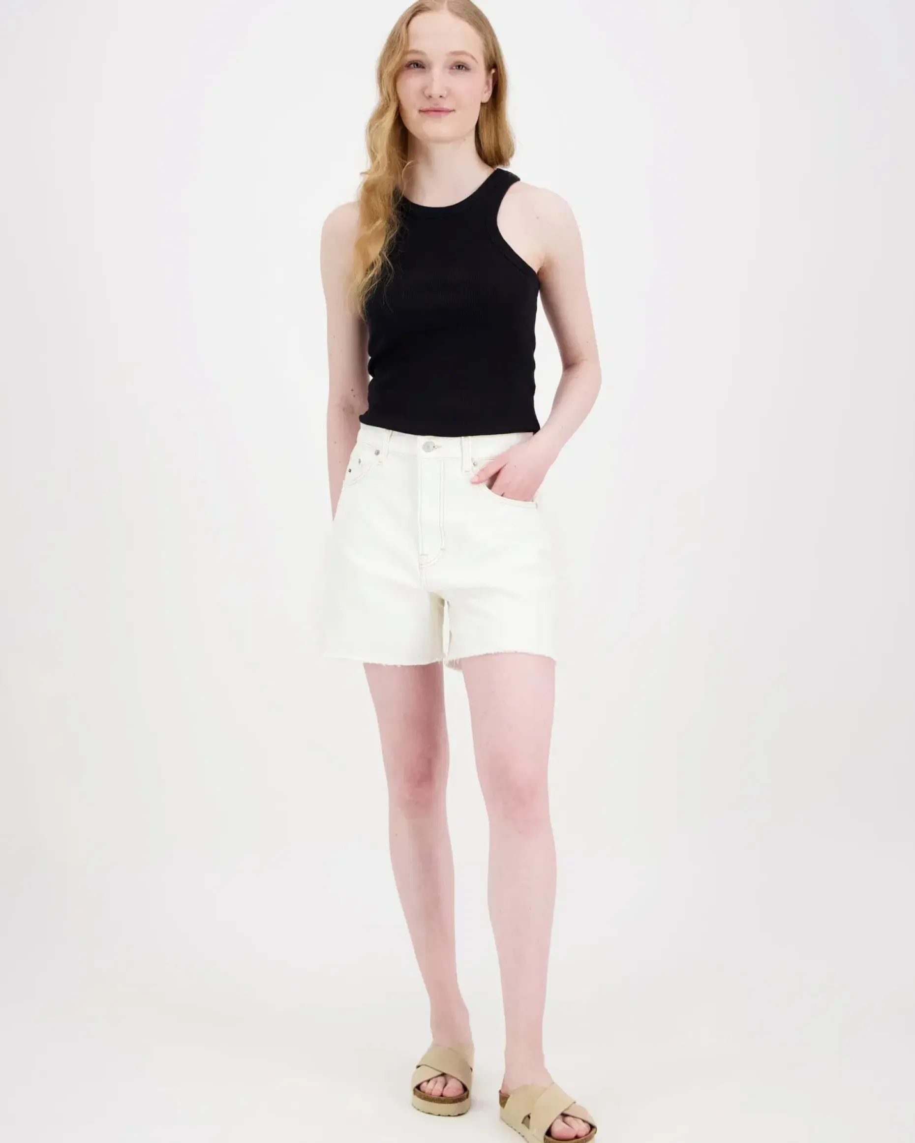 Tommy Jeans Mom shortsit
