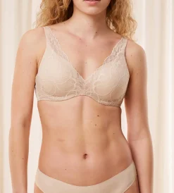 Triumph Body Make-Up Illusion Lace WP rintaliivit