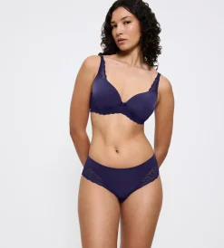 Triumph Hipster Amourette Spotlight