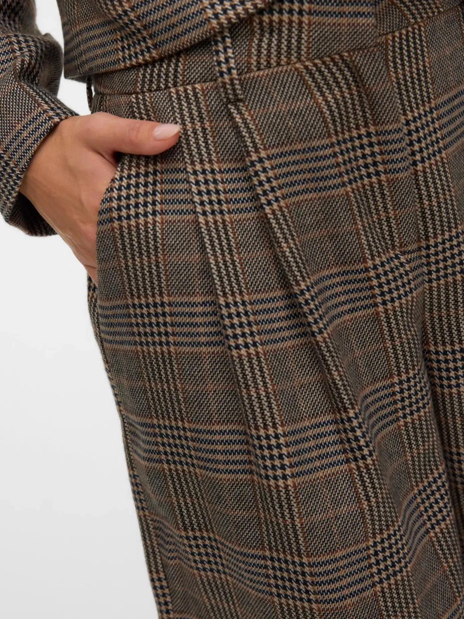 Vero Moda VMStina ruutushortsit