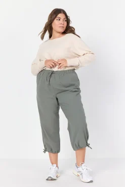 Wasabi Concept housut