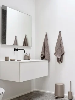 Zone Denmark Nova One saippuapumppupullo 250ml taupe